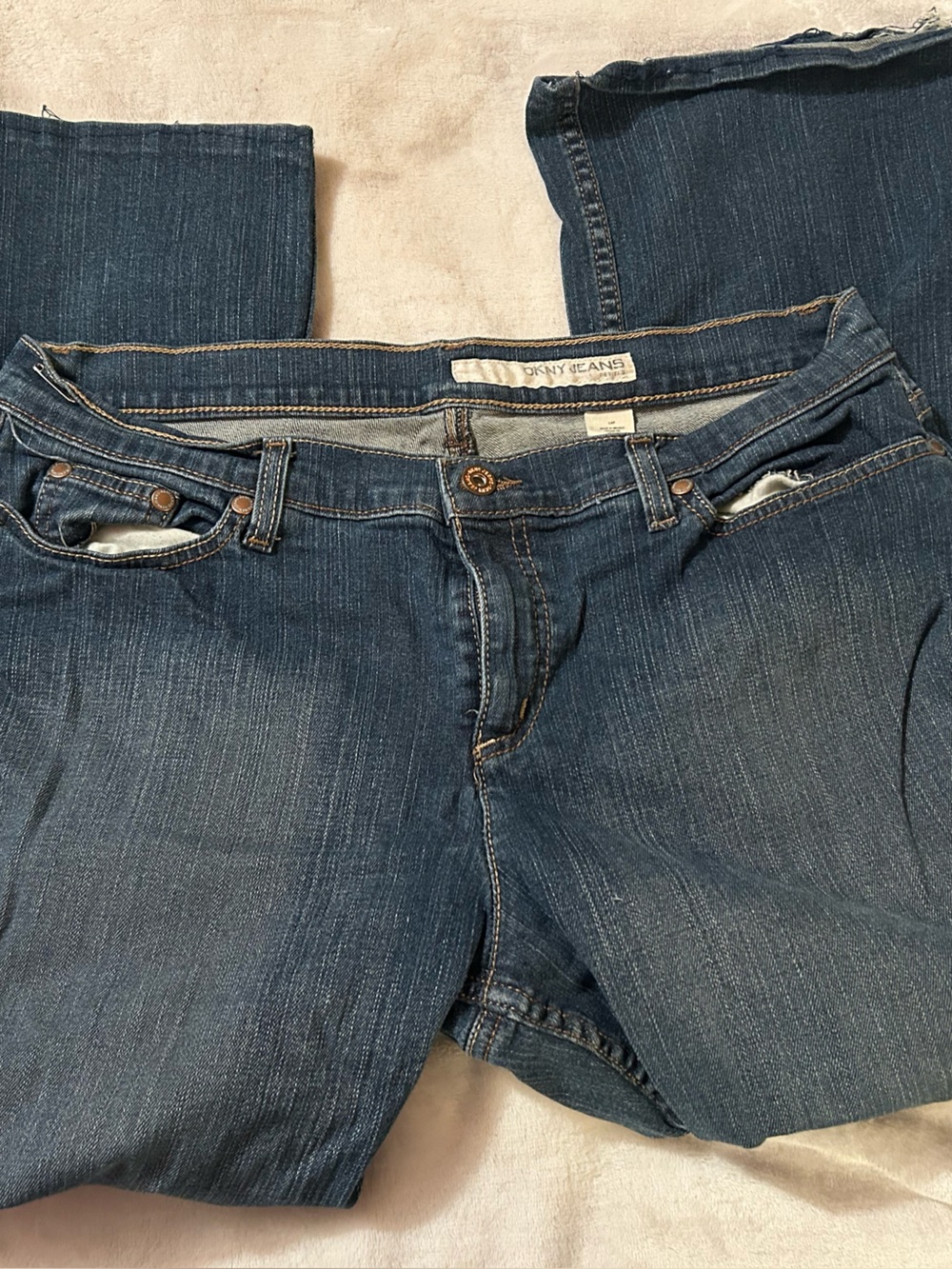 Dkny Women's Classic Dark Blue Denim Jeans